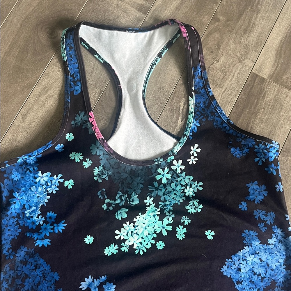 Lululemon Racerback Tank Top - Picture 2 of 6
